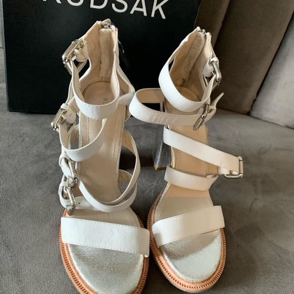 ⭐️Host Picks⭐️ RUDSAK SHOES✨✨ - Picture 7 of 8